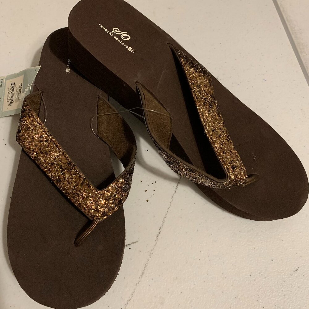 So Wear It Declare It Women's Brown Sandals NWT